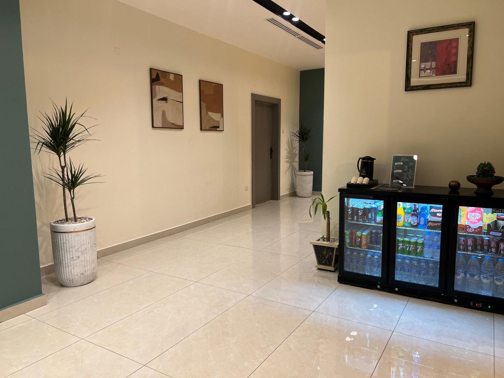 Sky Hotel 亚喀巴 外观 照片