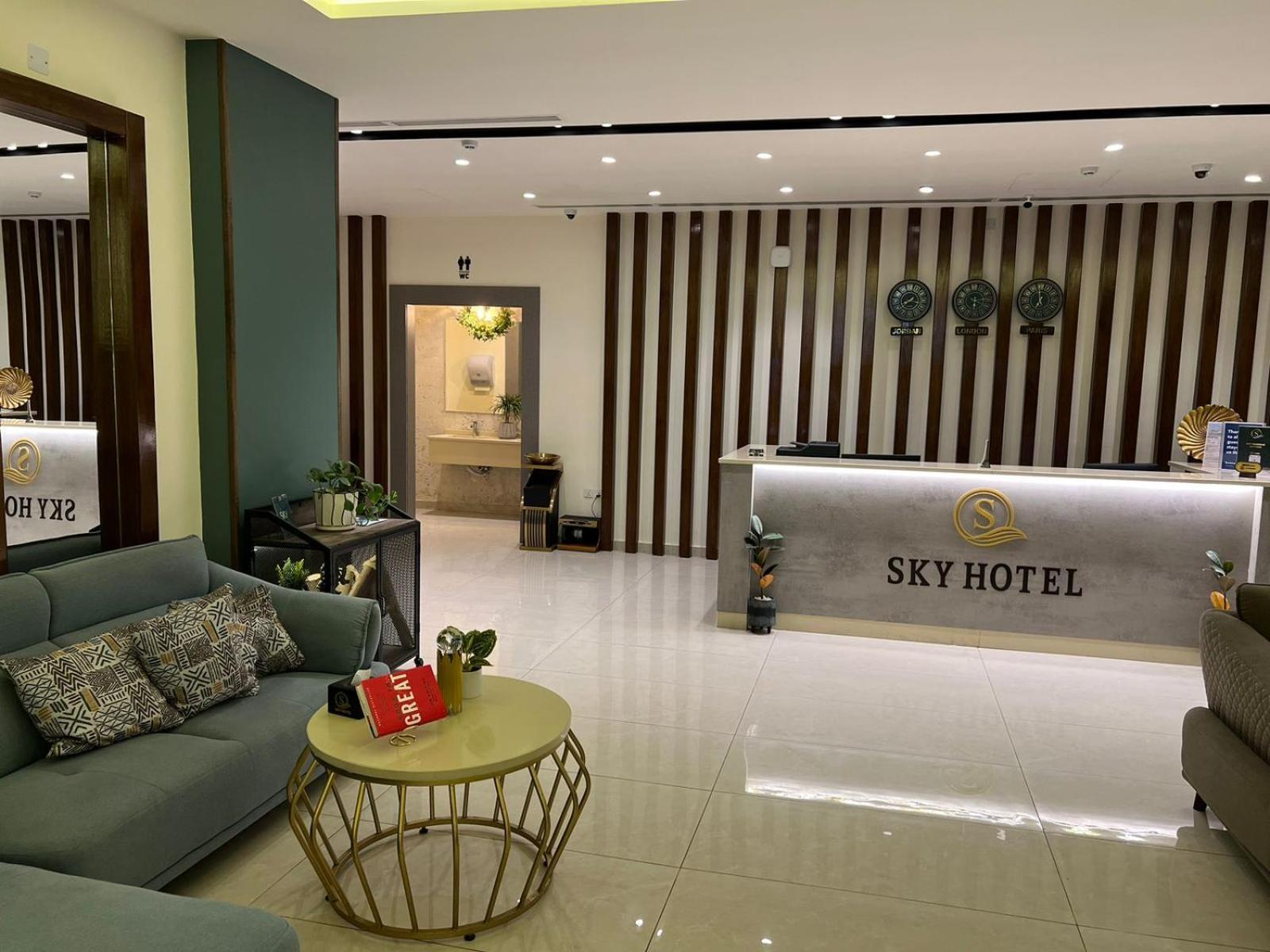Sky Hotel 亚喀巴 外观 照片