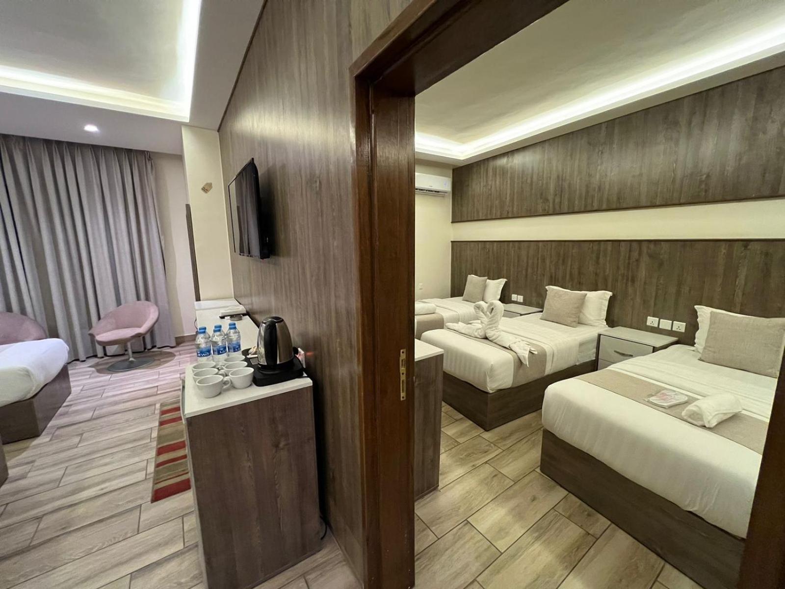 Sky Hotel 亚喀巴 外观 照片