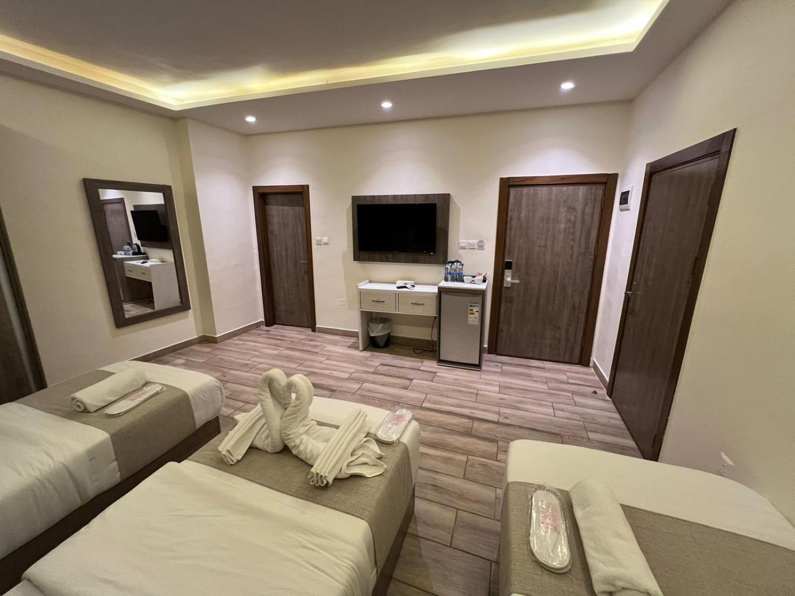 Sky Hotel 亚喀巴 外观 照片