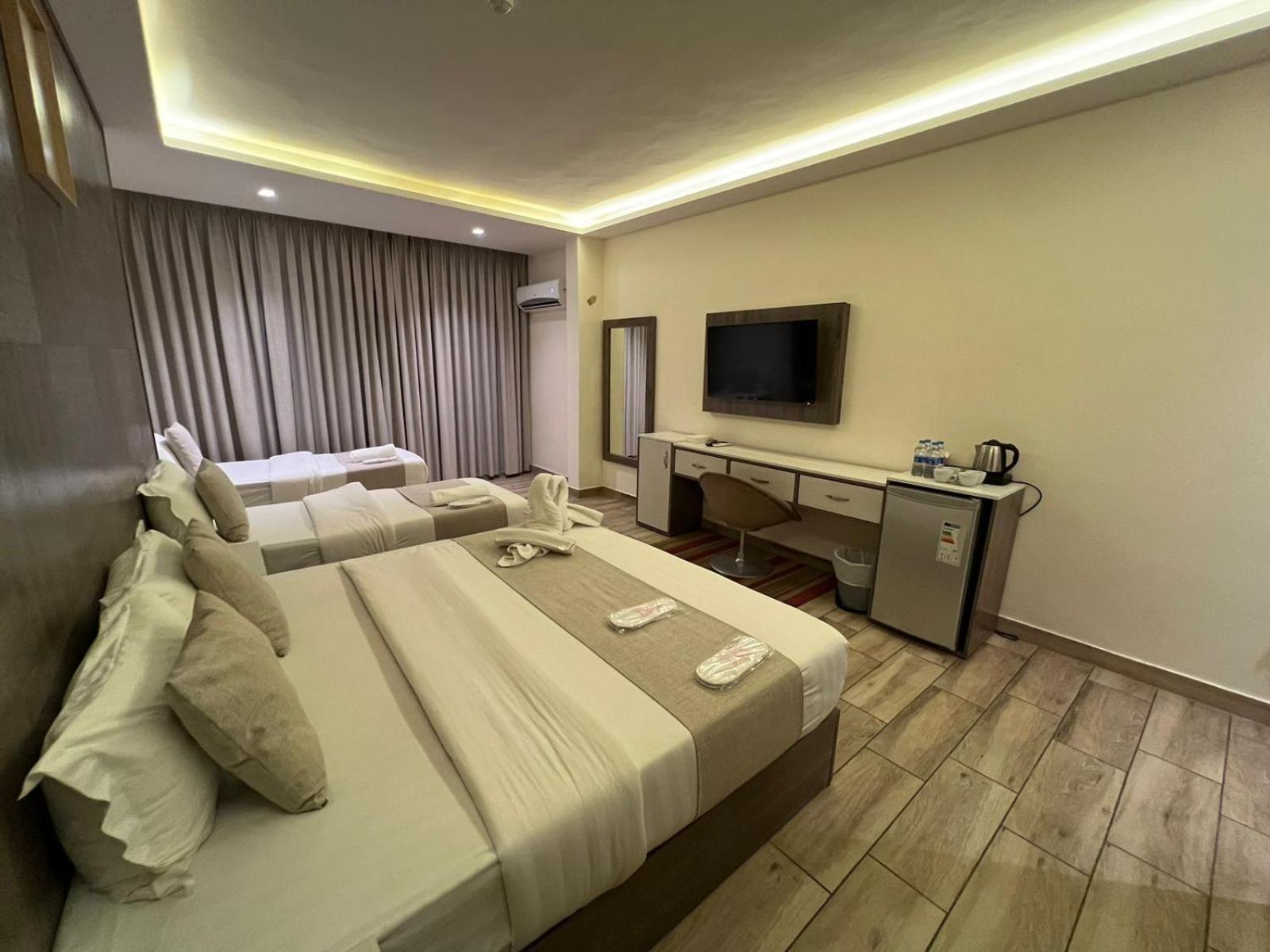 Sky Hotel 亚喀巴 外观 照片